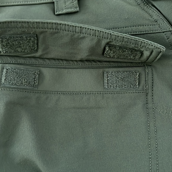 DULUTH TRADING CO men’s cargo pants 38x32 - Picture 12 of 13